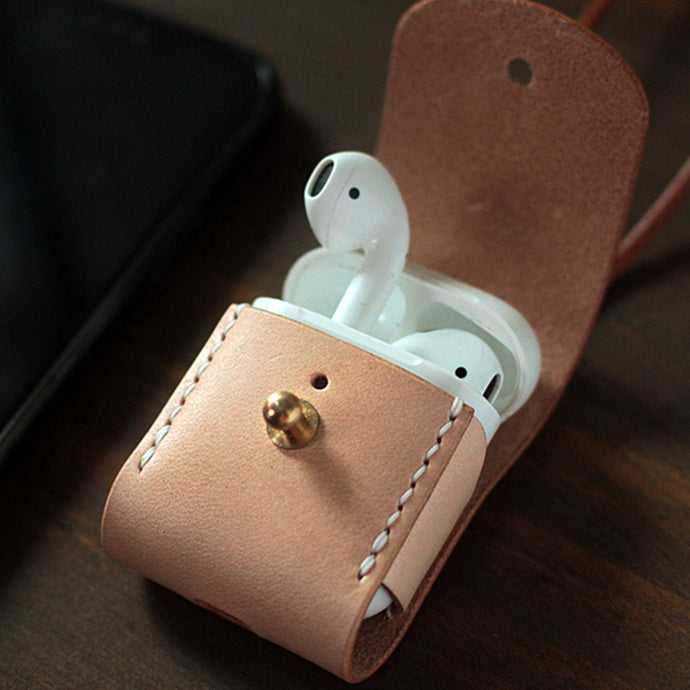 MerrySix Crafts Personalized AirPods Case Cover with Hide Rope Handmade Veg-tanned Leather Cute Earbud Case