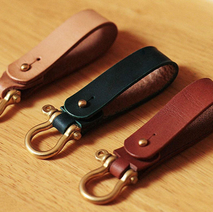 MerrySix Crafts Hand-Stitched Classic Veg-Tanned Leather Personalized Cute Key Chain