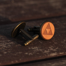 Load image into Gallery viewer, “The Legend of Zelda” Handmade Leather Cuff Links for Men
