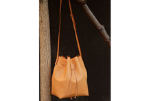 Load image into Gallery viewer, MerrySix Crafts Handmade Women&#39;s Veg-Tanned Leather Bucket Tote Bag, Natural Simple Lady Shoulder Handbag Purse
