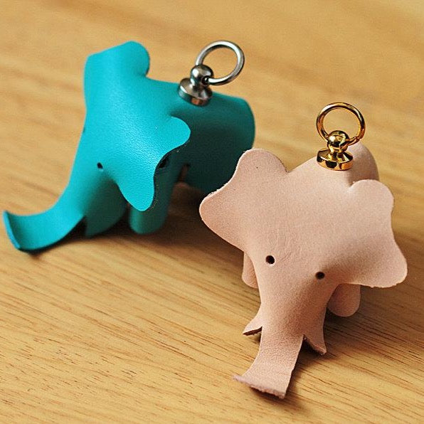 MerrySix Crafts Handcrafting Cute Elephant Bag Charm Personalized Key Chain