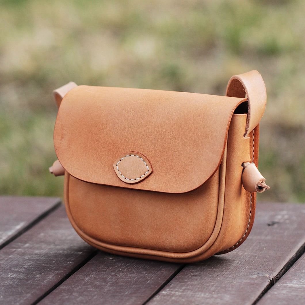 MerrySix Crafts Handmade Veg-Tanned Leather Crossbody Bag for Women, Natural Simple Lady Shoulder Handbag Purse